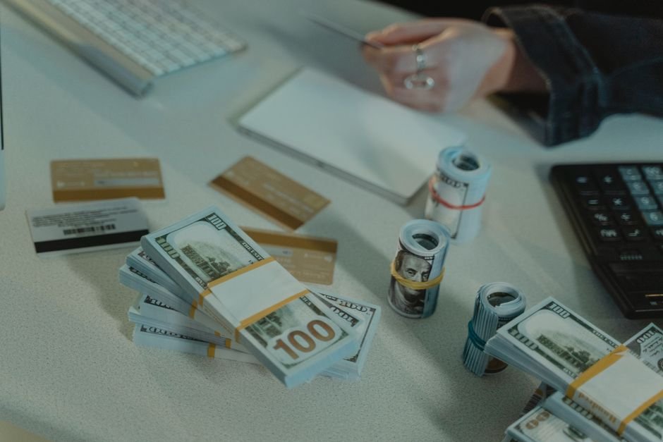 credit card emi - Featured Image