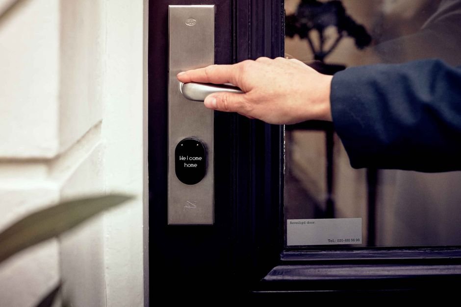 smart home security: 5 Essential DIY Upgrades to Install 1 smart home security - Featured Image