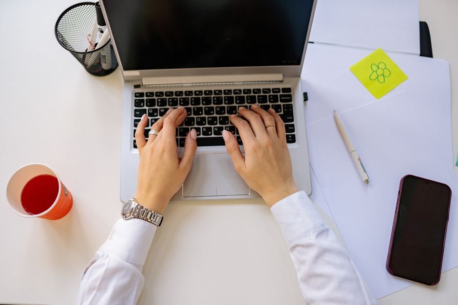 AI productivity tools: 7 Ultimate Ways to Transform Remote Work 2 AI productivity tools - AI productivity tools: 7 Ultimate Ways to Transform Remote Work