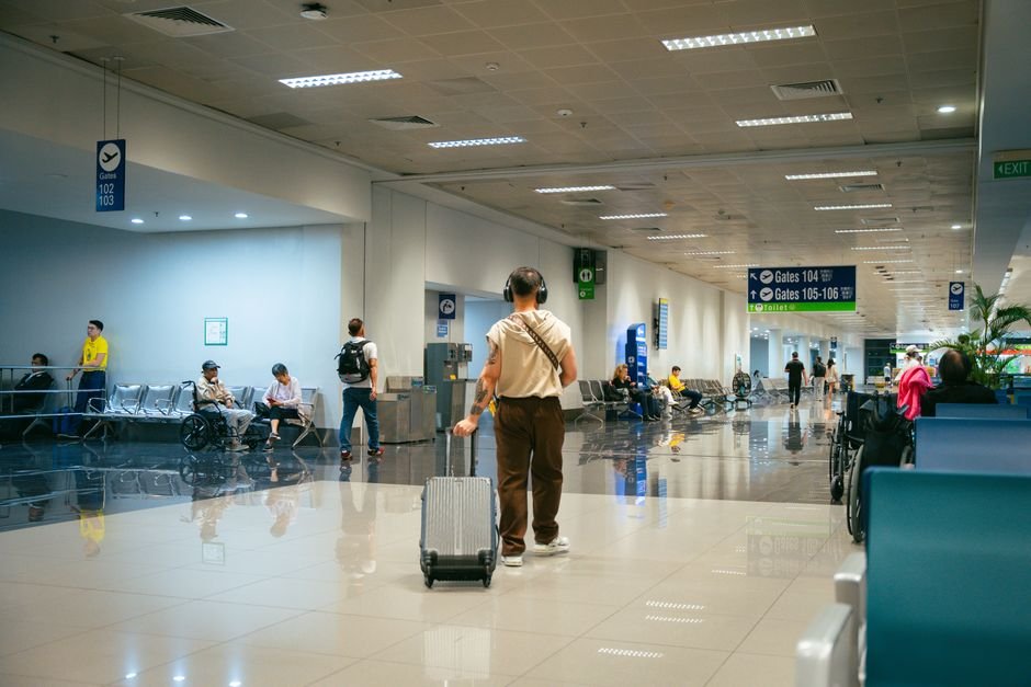 best noise canceling headphones - best noise canceling headphones: 7 Essential Travel Secrets
